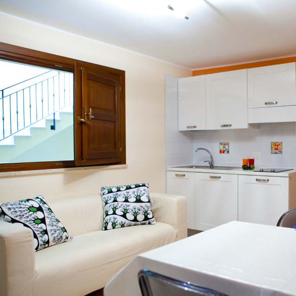 Ossuna Trilocale Standard Palazzo